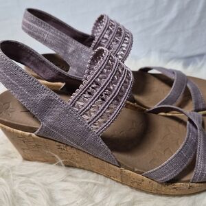 Skechers Brie-Dawdle Luxe Wedge Sandals in Dusty Lavender Womens 9